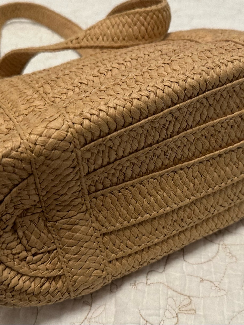 Draper James Tan/Beige Woven Straw Summer Tote Bag - Picture 6 of 12